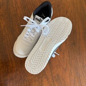 White PUMA Women’s Sneakers